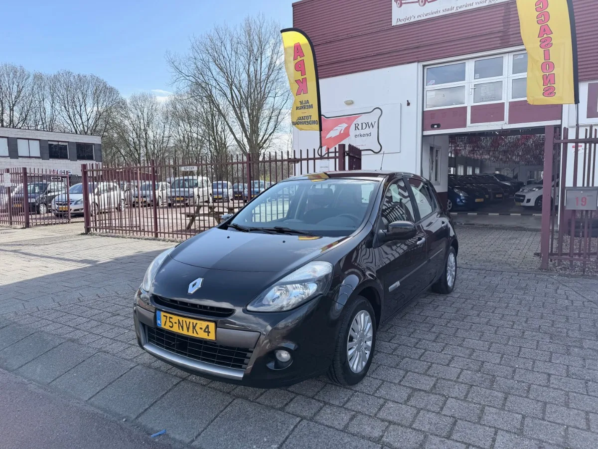 Renault Clio (2010) — foto 1