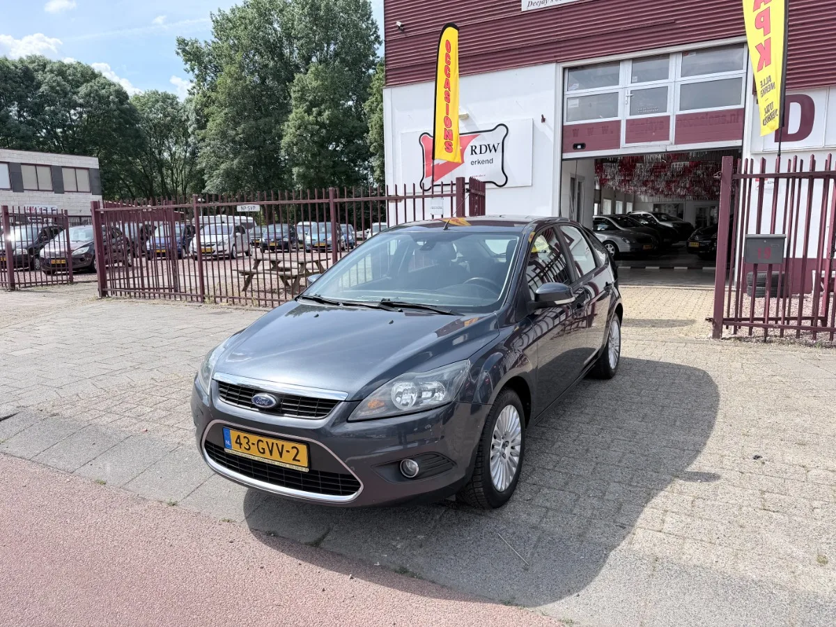 Ford Focus (2008) — foto 1
