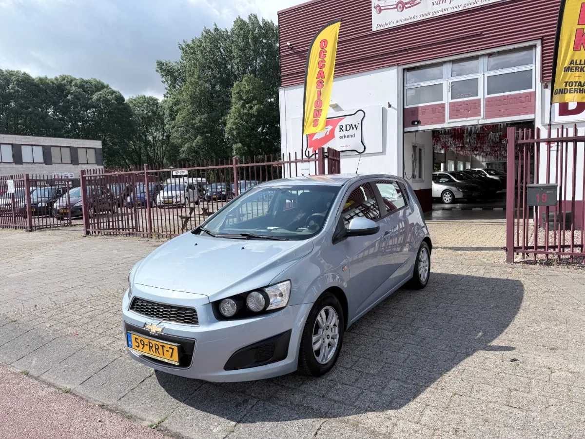 Chevrolet Aveo (2011) — foto 1