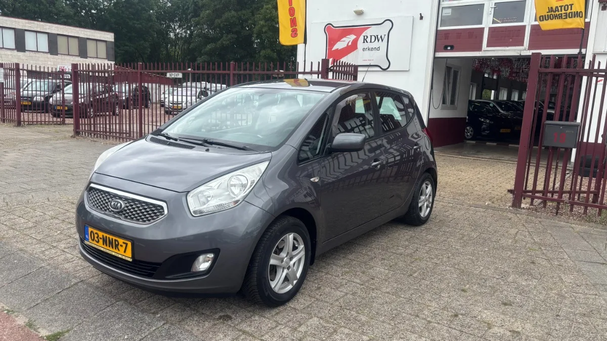 Kia VENGA (2010) — foto 1