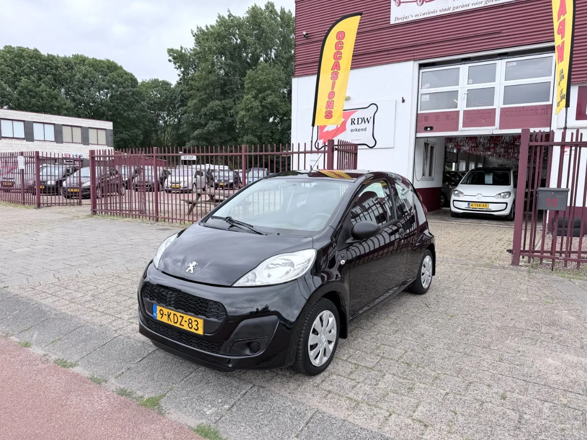Peugeot 107 (2013) — foto 1