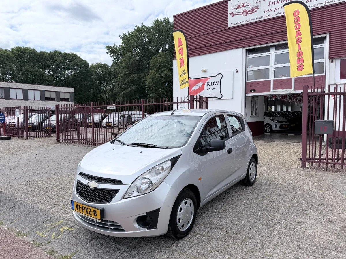 Chevrolet Spark (2011) — foto 1