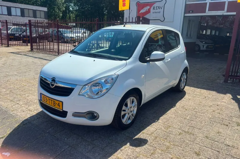 Opel Agila (2012)