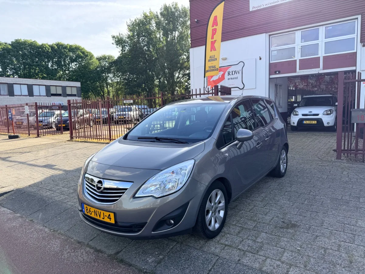 Opel Meriva (2010) — foto 1