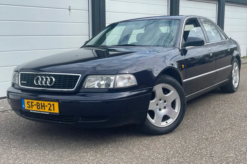 Audi A8 (1997)