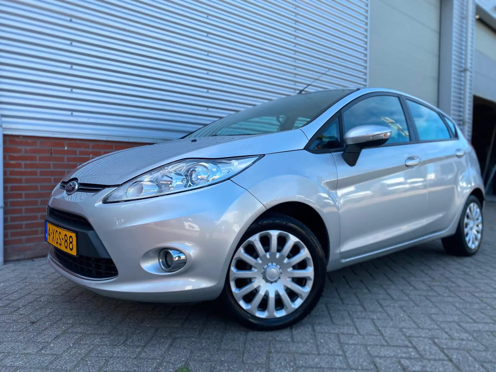 Ford Fiesta (2011) — foto 1