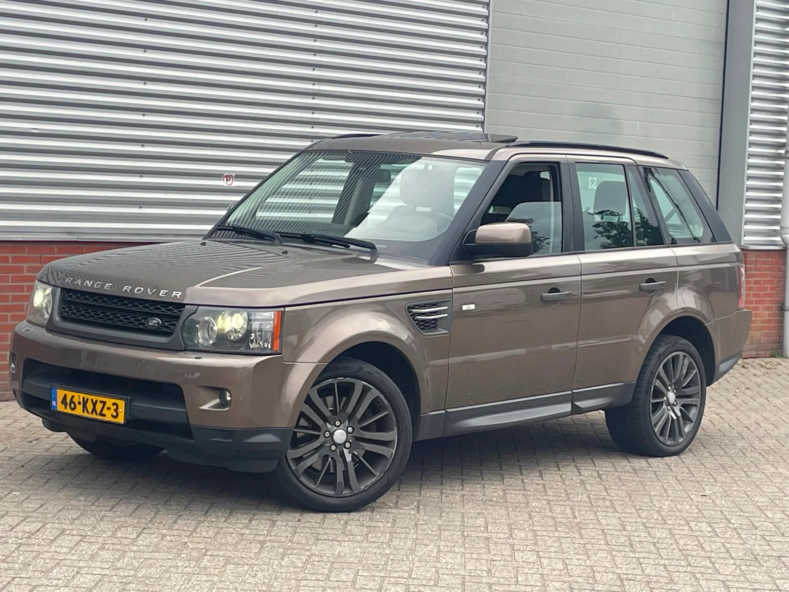 Land Rover Range Rover Sport (2010) — foto 1