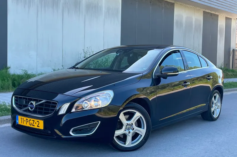 Volvo S60 (2011)