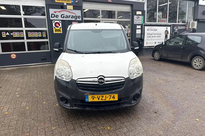 Opel Combo (2012)