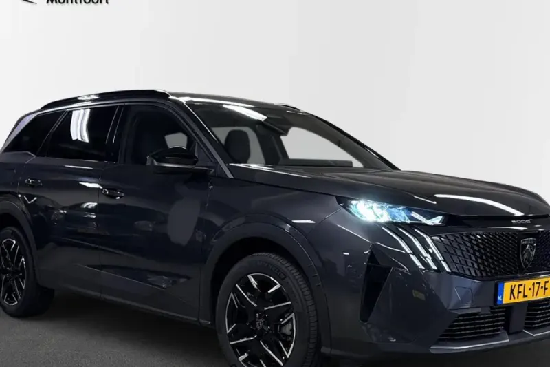 Peugeot 5008 (2025)
