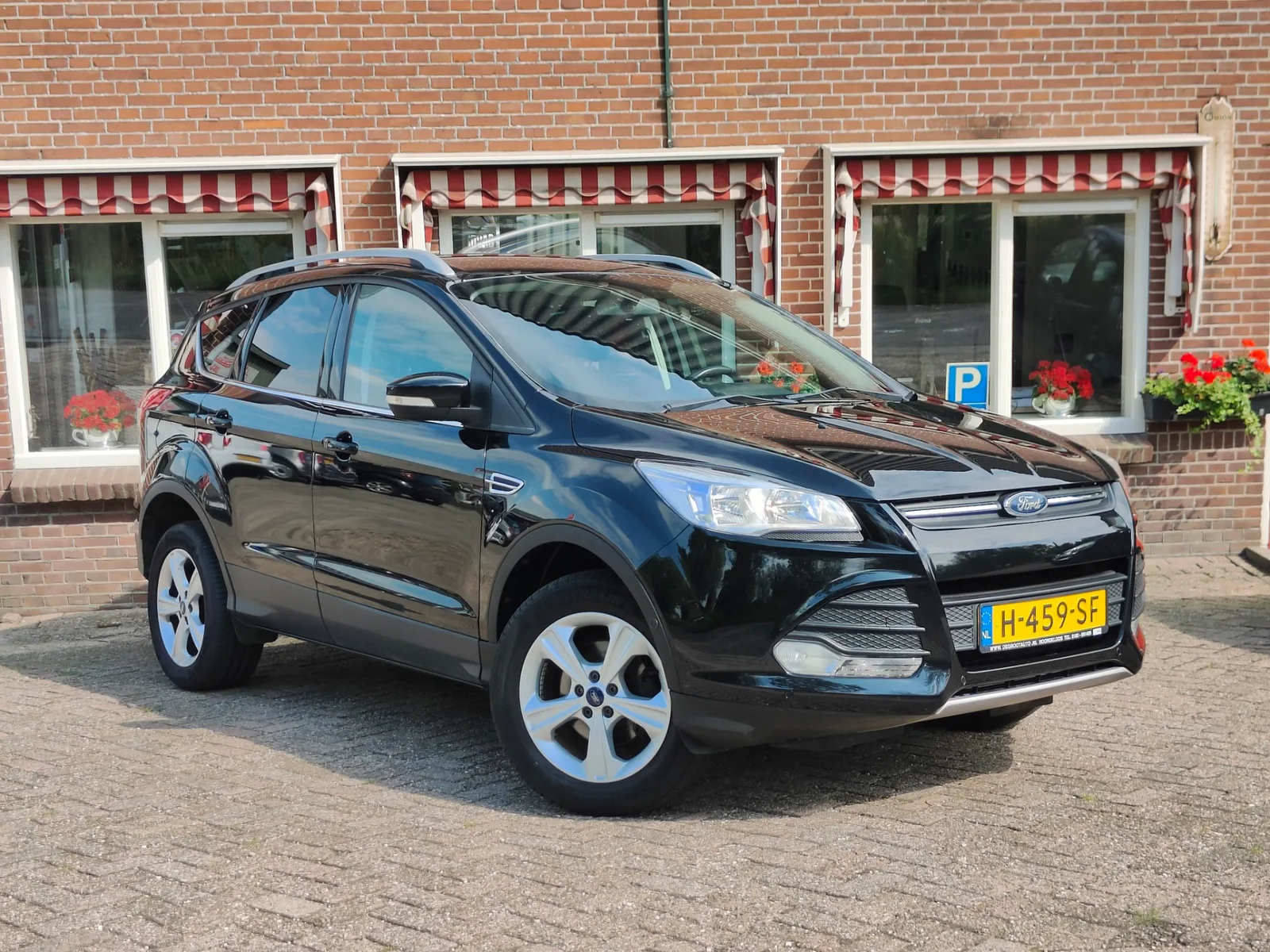 Ford Kuga (2014) — foto 1