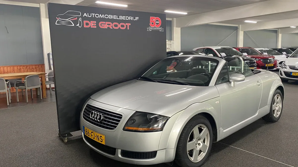 Audi TT (2000) — foto 1
