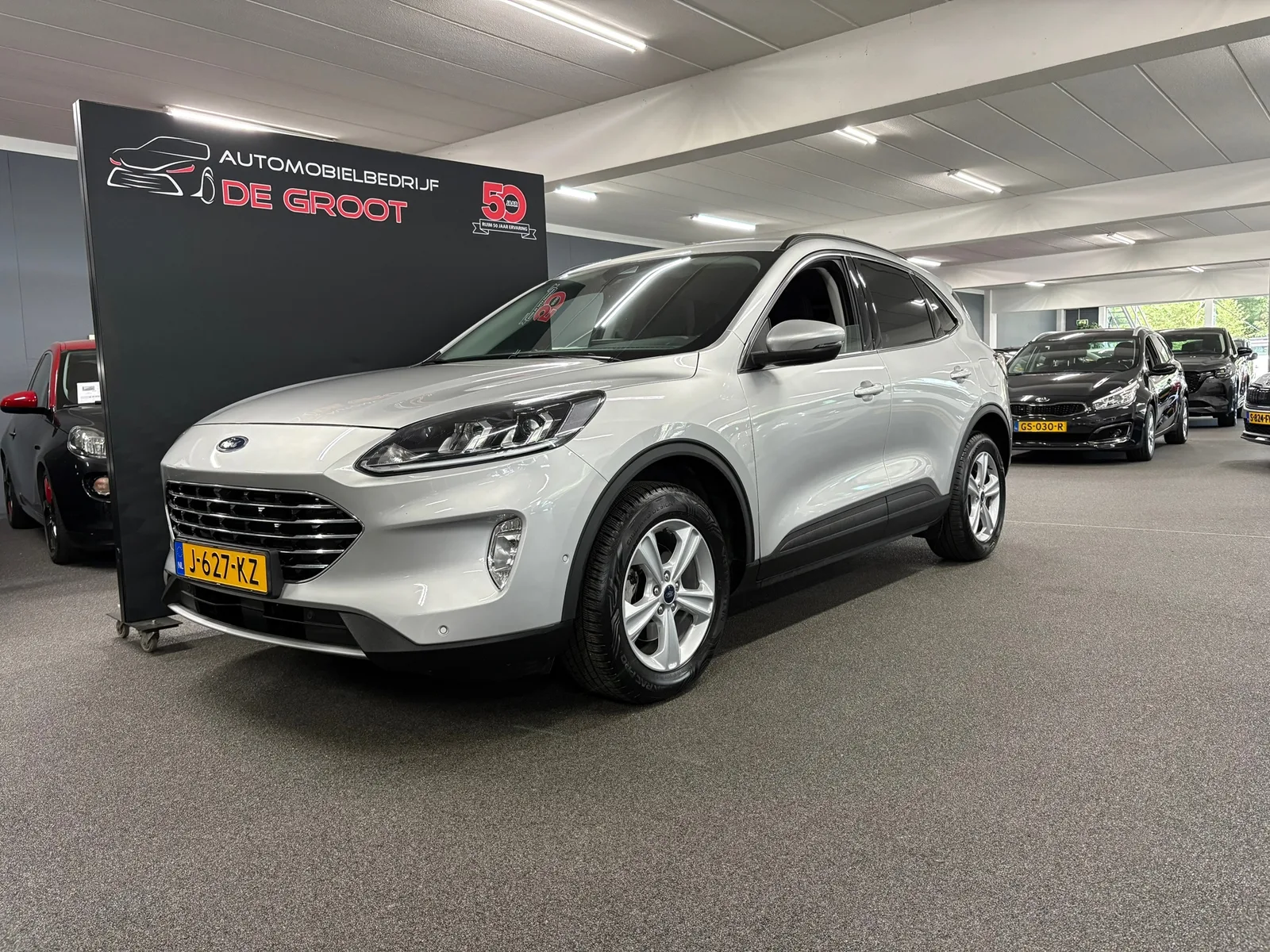 Ford Kuga (2020) — foto 1