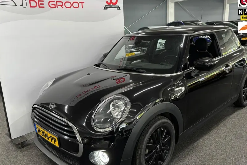 MINI Mini (2020)