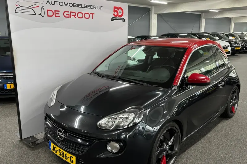 Opel Adam (2016)
