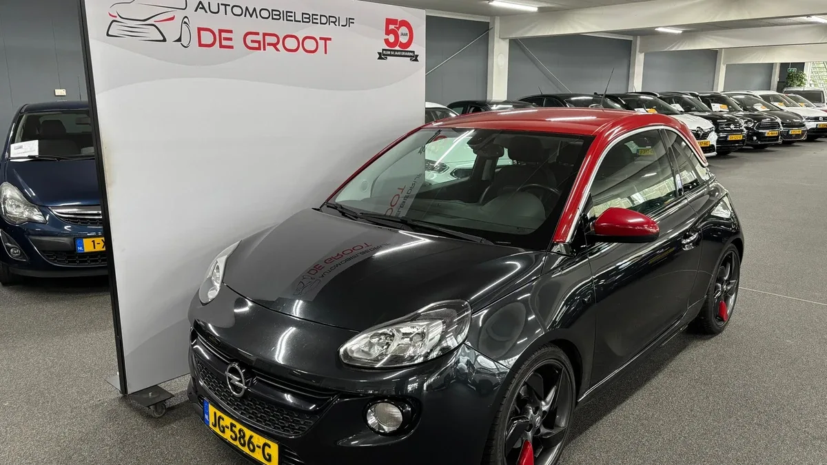 Opel Adam (2016) — foto 1
