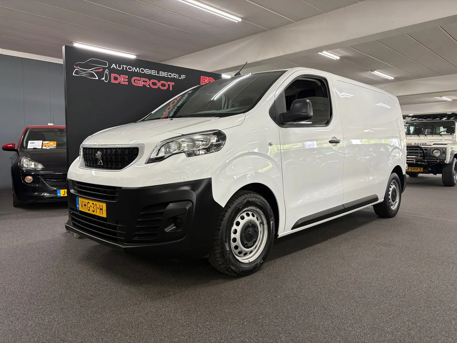 Peugeot Expert (2020) — foto 1