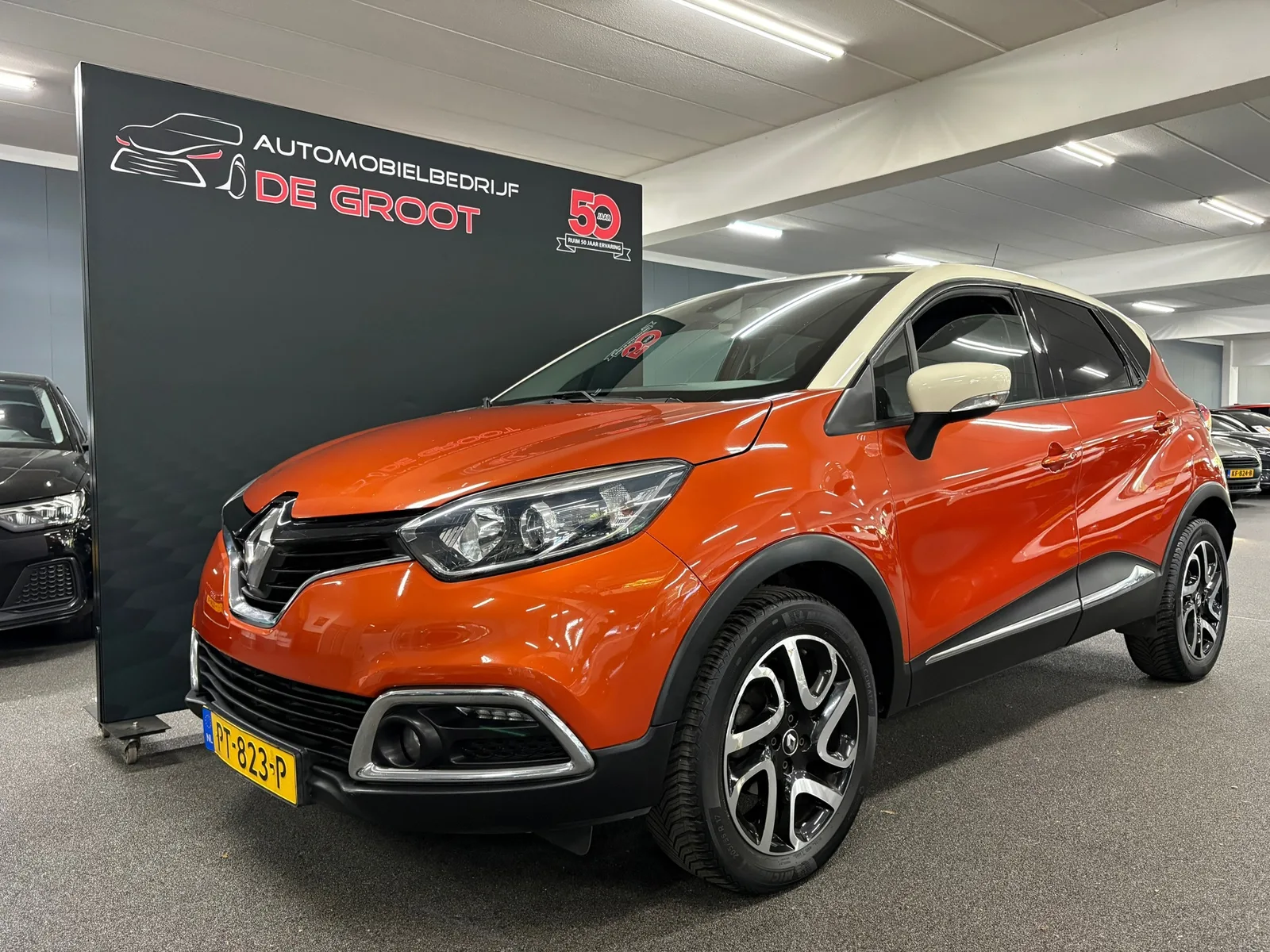 Renault Captur (2016) — foto 1