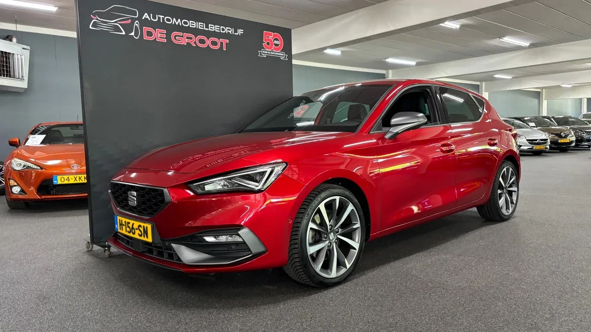 SEAT Leon (2020) — foto 1