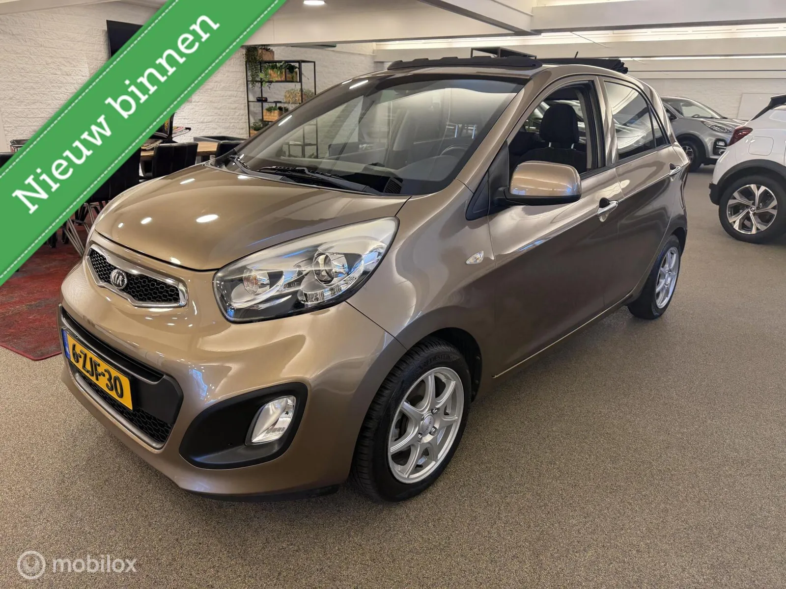 Kia Picanto (2015) — foto 1