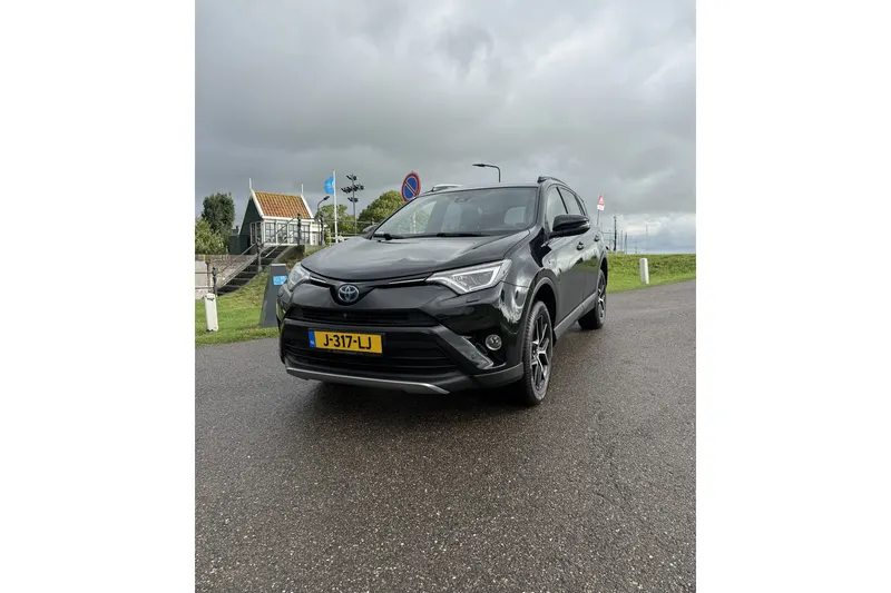 Toyota RAV4 (2018)