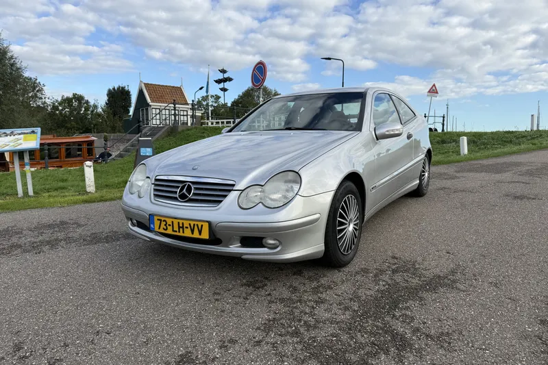Mercedes-Benz C-Klasse (2003)