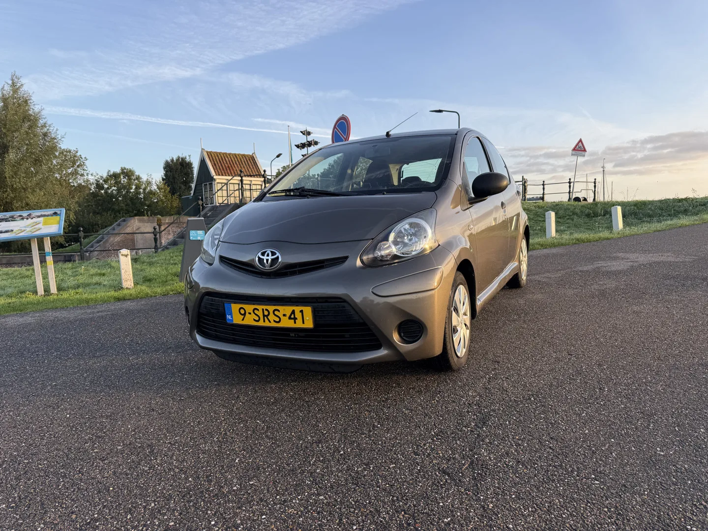 Toyota Aygo (2013) — foto 1