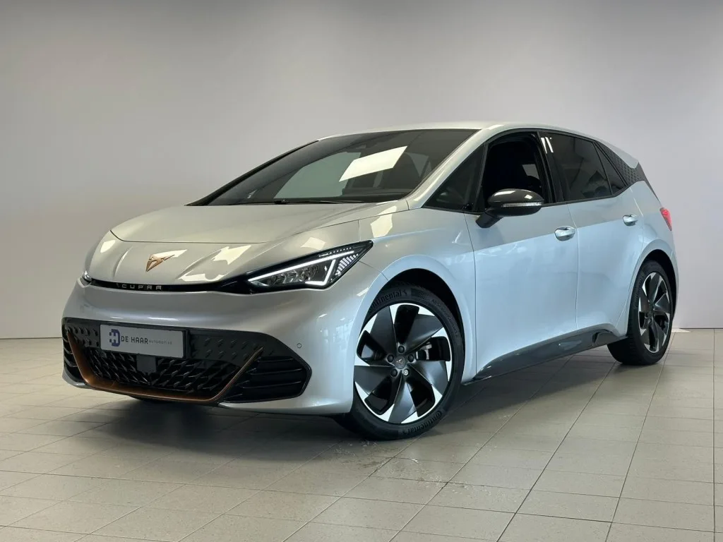 CUPRA Born (2025) — foto 1