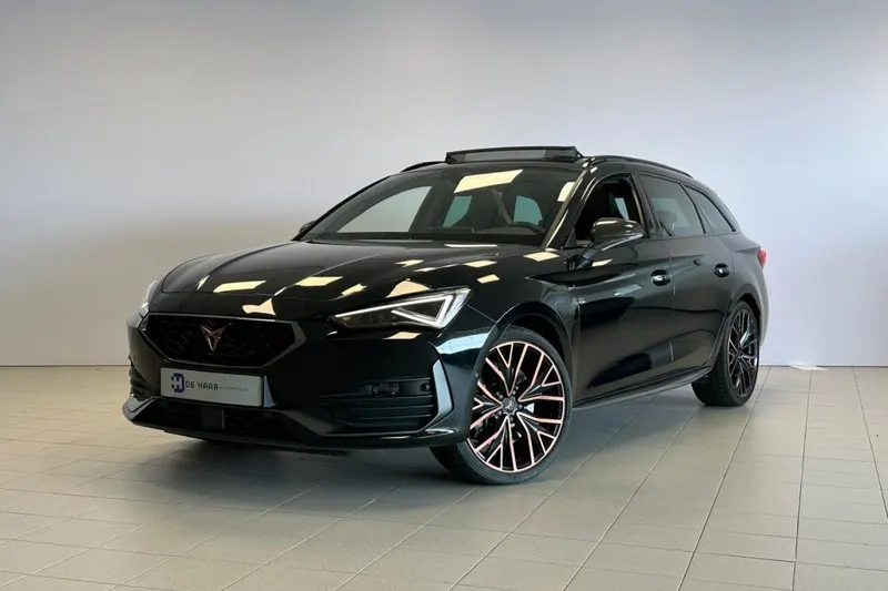 CUPRA Leon (2024)