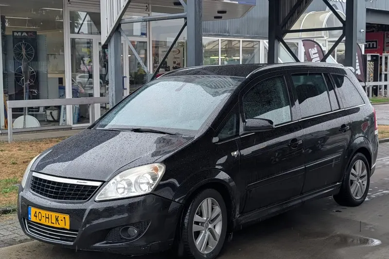 Opel Zafira (2008)
