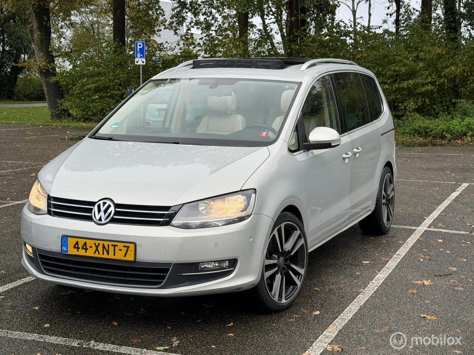 Volkswagen Sharan (2012) — foto 1