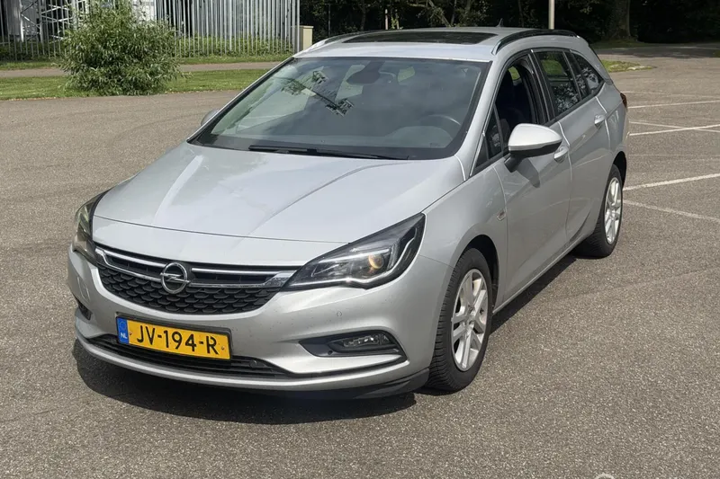 Opel Astra (2016)