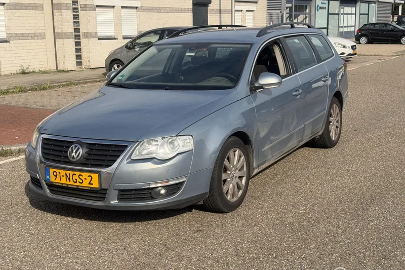 Volkswagen Passat (2010)