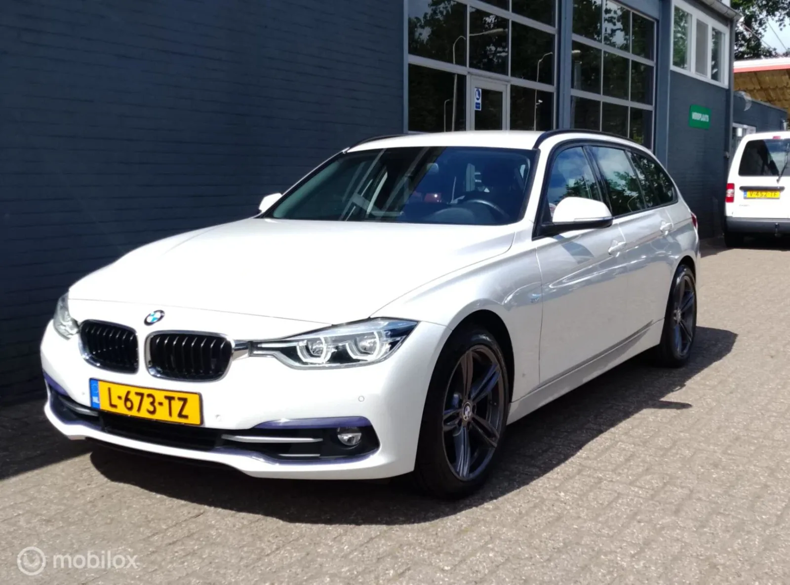 BMW 3-Serie (2016) — foto 1