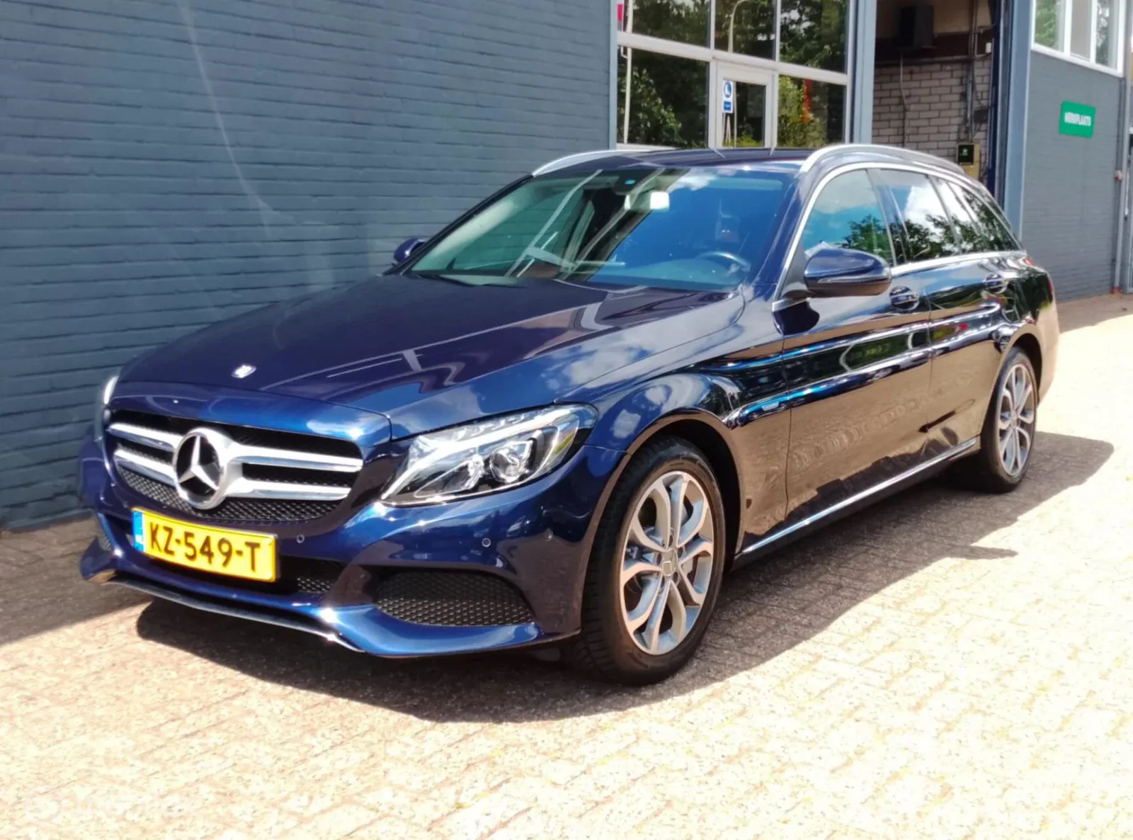 Mercedes-Benz C-Klasse (2016) — foto 1