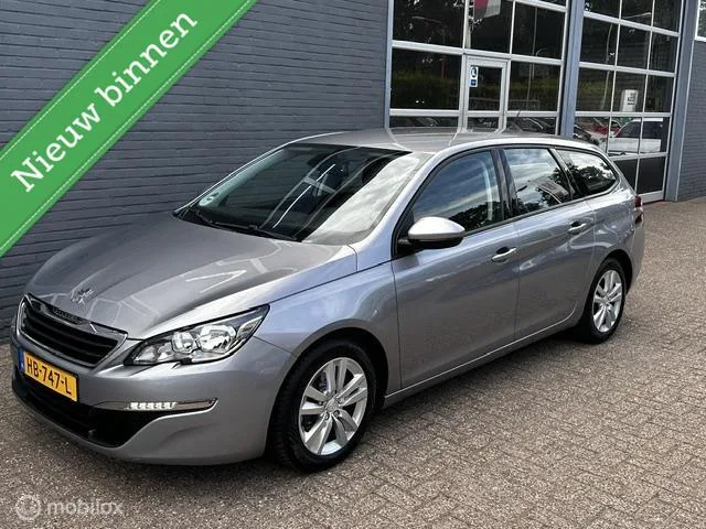 Peugeot 308 (2015) — foto 1