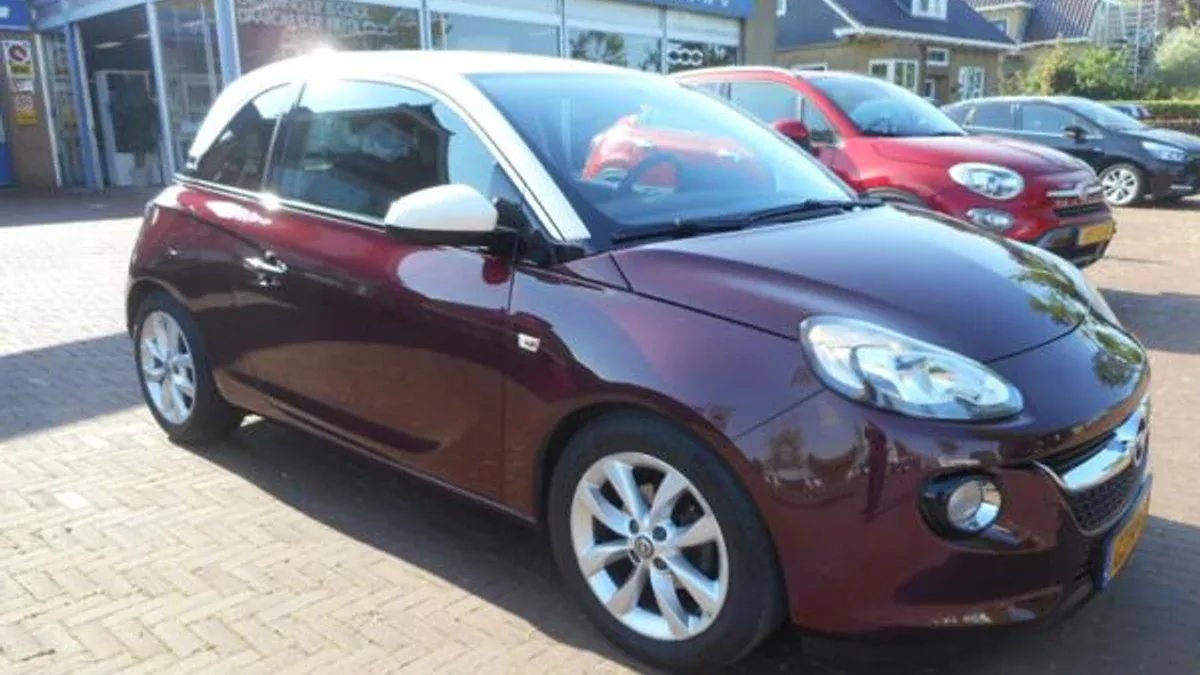 Opel Adam (2015) — foto 1