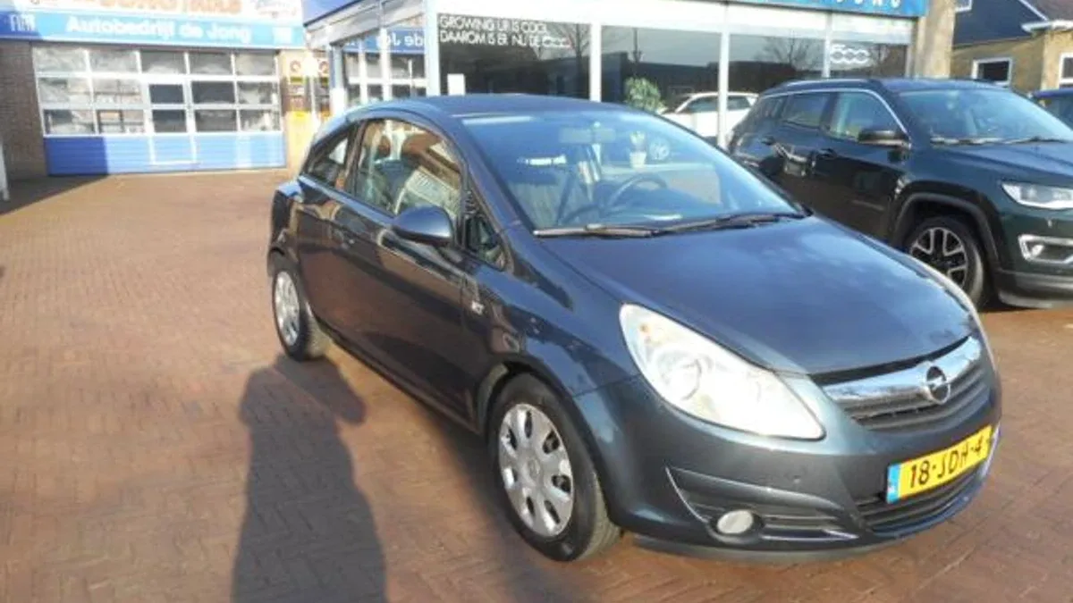Opel Corsa (2009) — foto 1