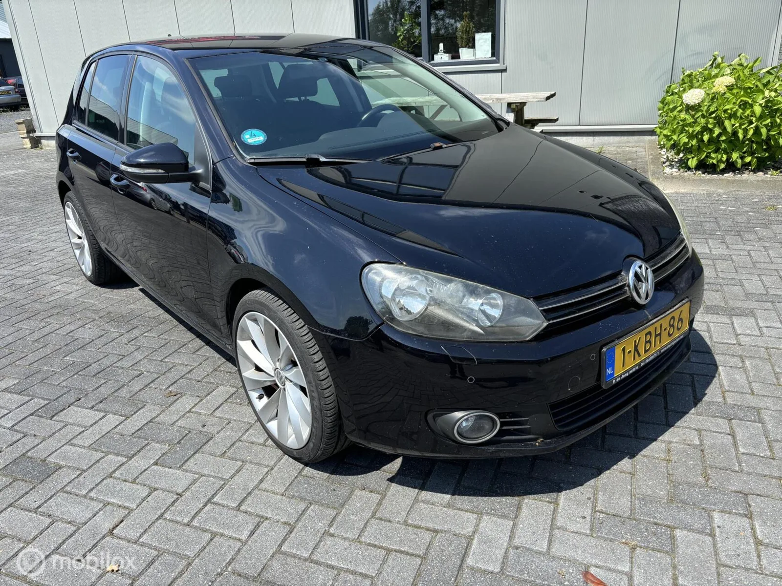 Volkswagen Golf (2009) — foto 1