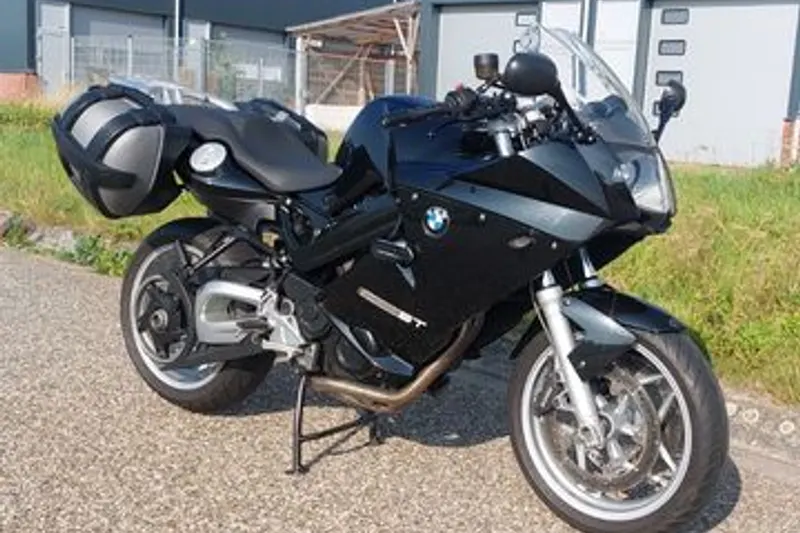 BMW F 800 ST (2012)