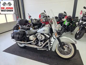 Harley-Davidson Heritage Softail (2015) — foto 1