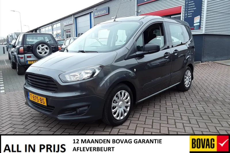 Ford Tourneo Courier (2017)