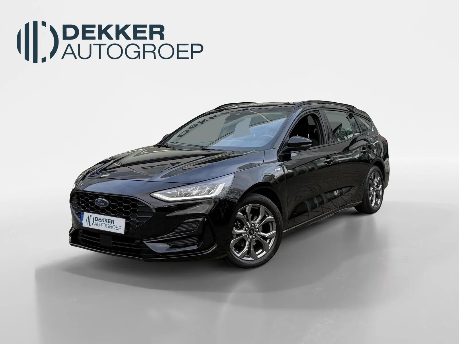 Ford Focus (2022) — foto 1