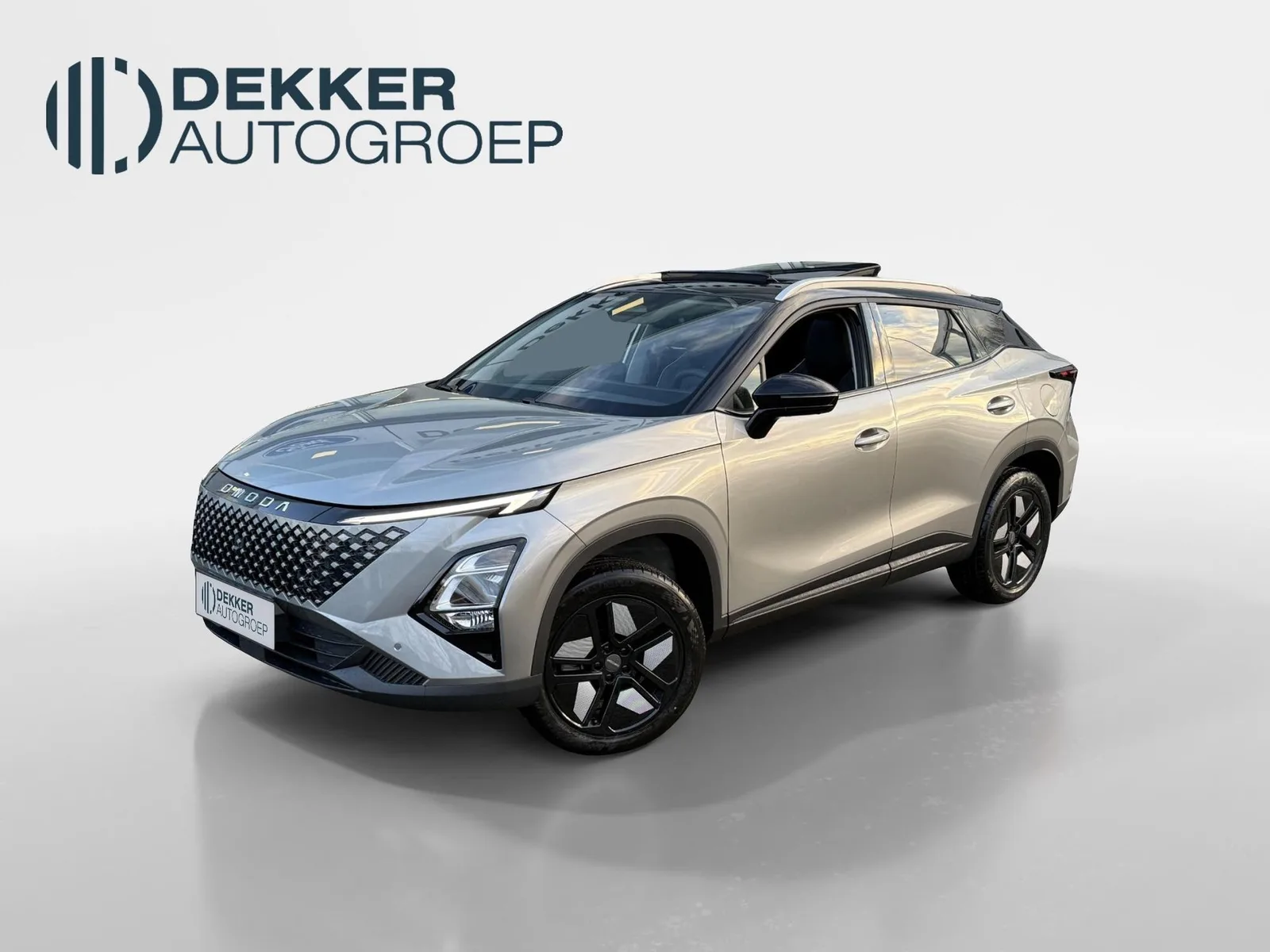 Omoda O5 (2025) — foto 1