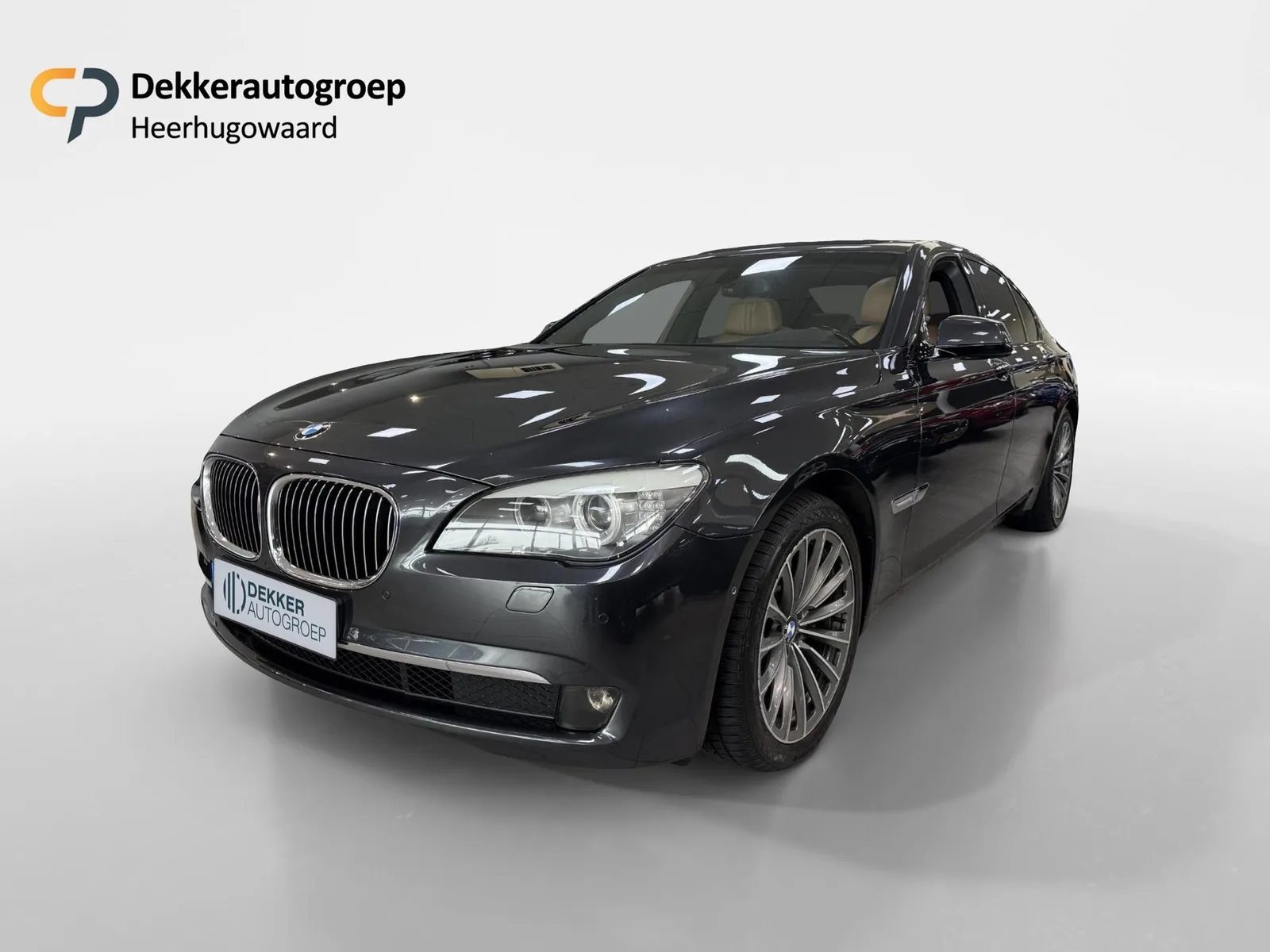 BMW 7-Serie (2009) — foto 1