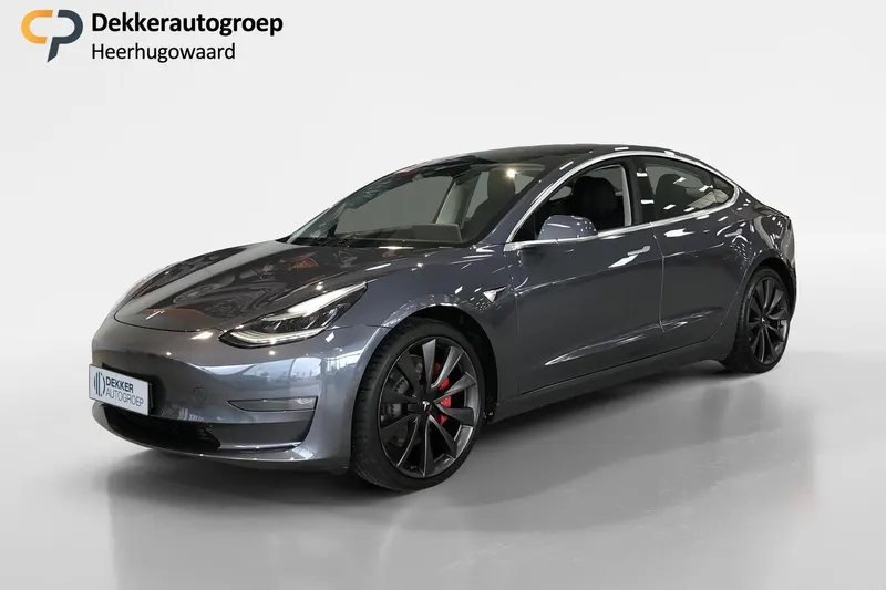 Tesla Model 3 (2019)