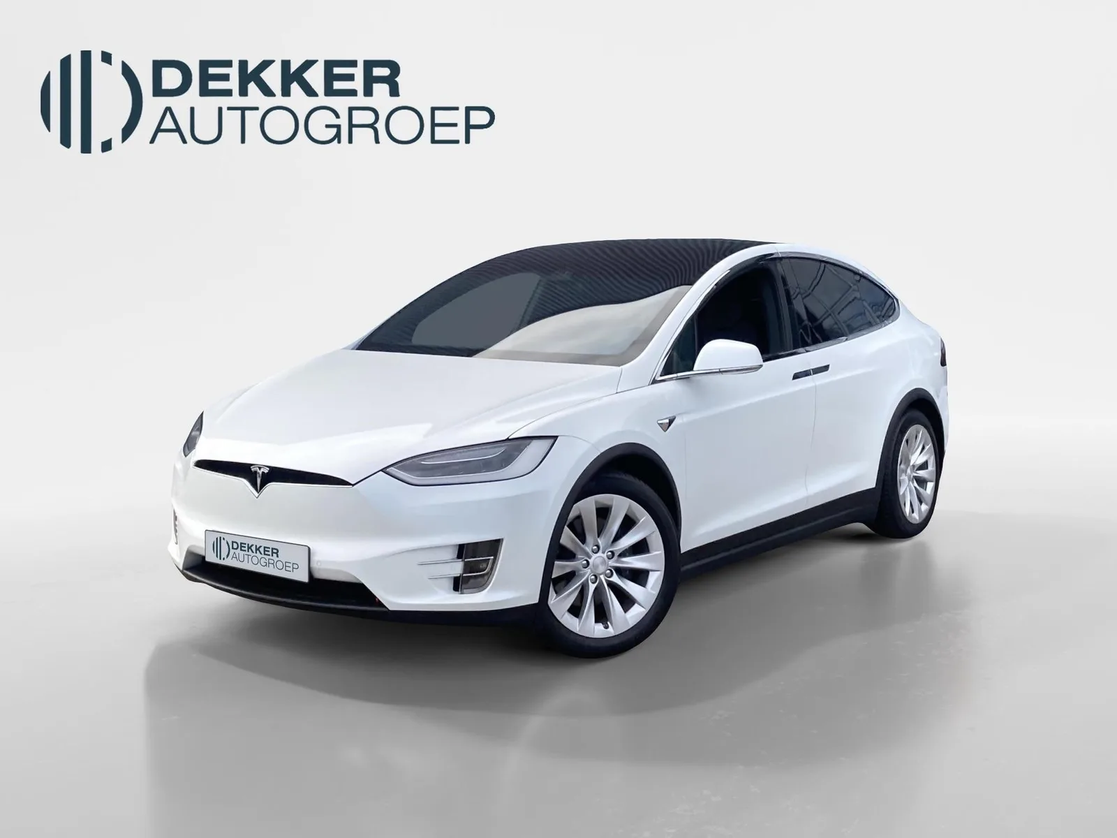 Tesla Model X (2018) — foto 1