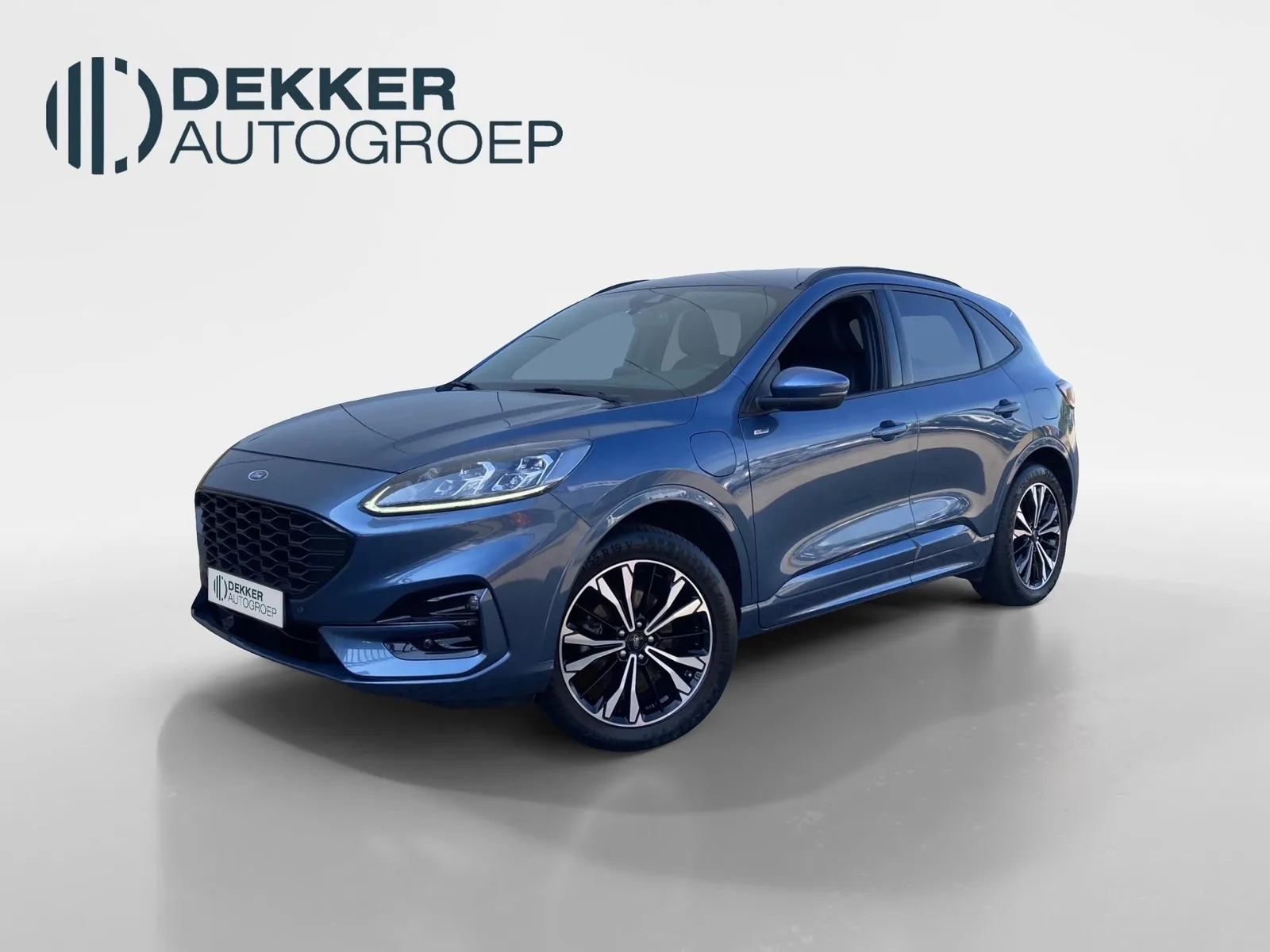 Ford Kuga (2022) — foto 1