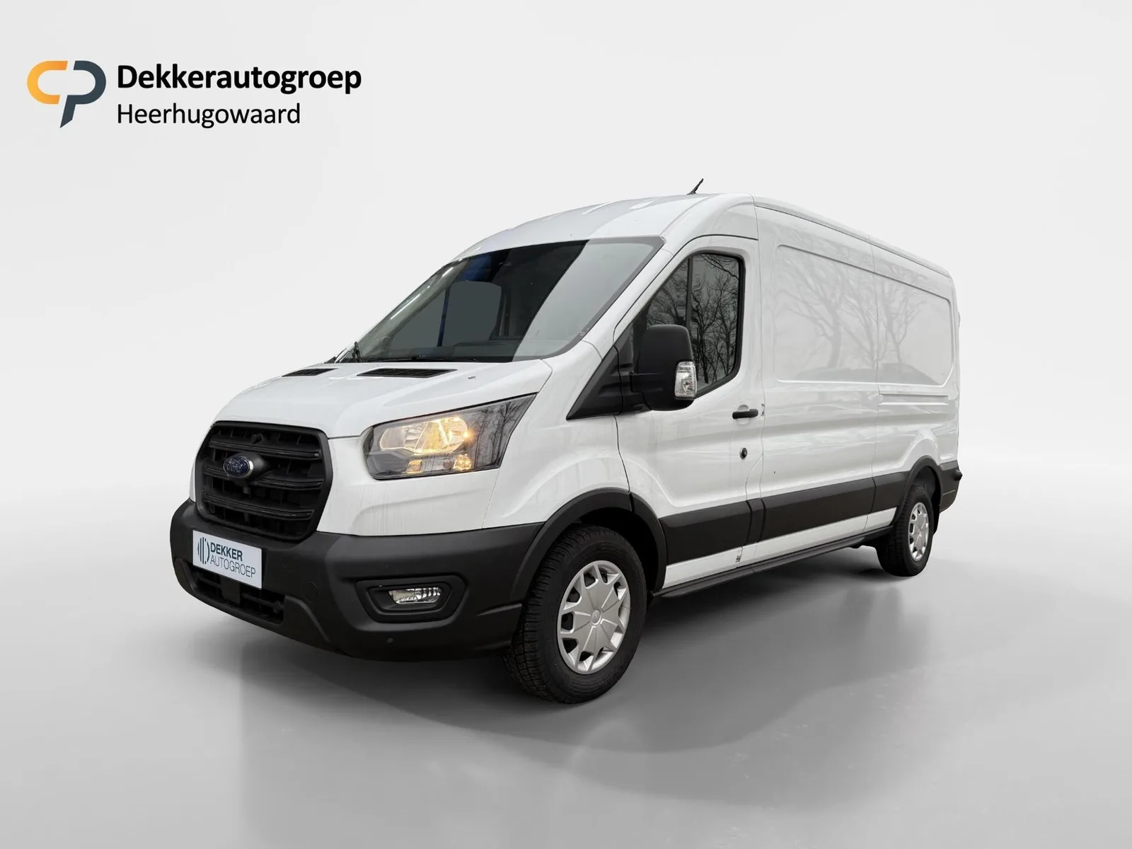 Ford Transit (2024) — foto 1