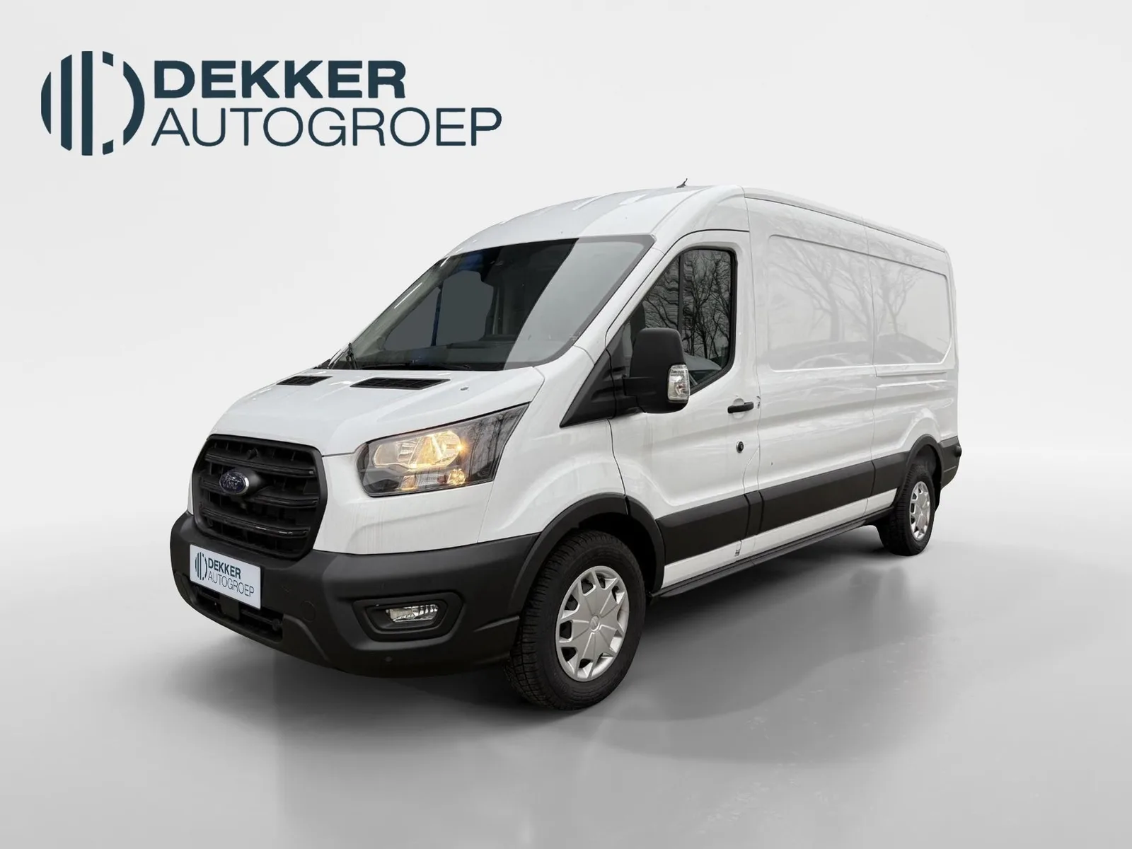 Ford Transit (2024) — foto 1